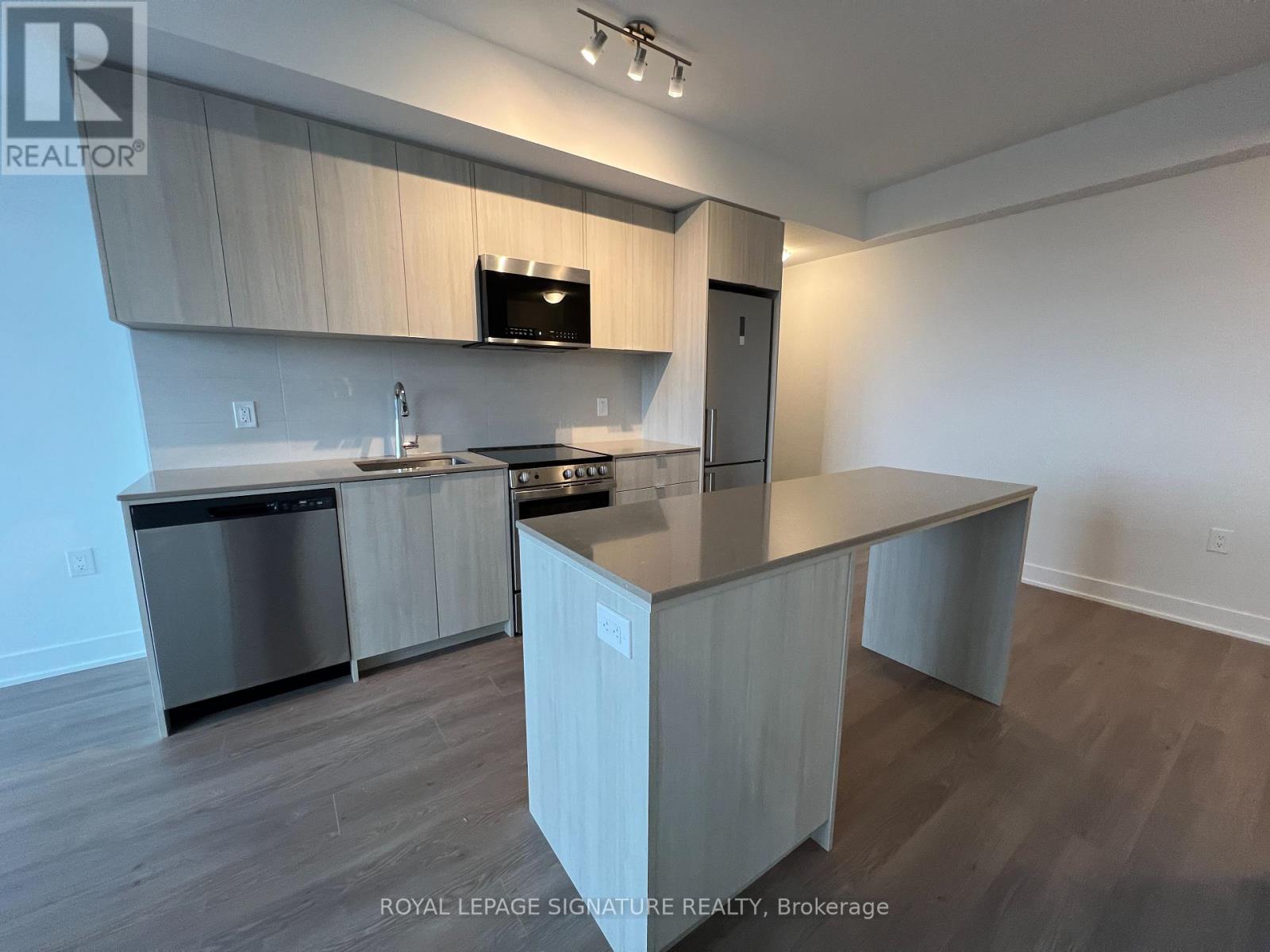 1001 - 2088 James Street, Burlington, Ontario  L7R 0H2 - Photo 10 - W12796076