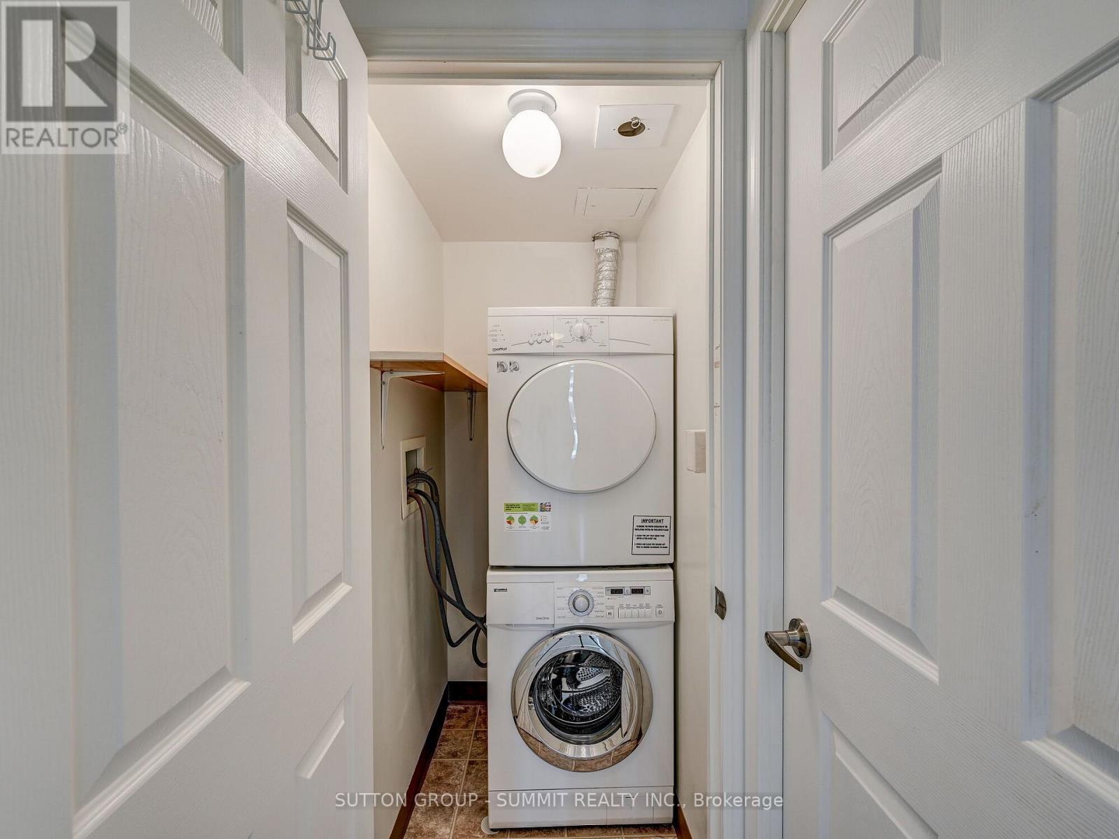 701 - 335 Rathburn Road W, Mississauga, Ontario  L5B 0C8 - Photo 37 - W12796092