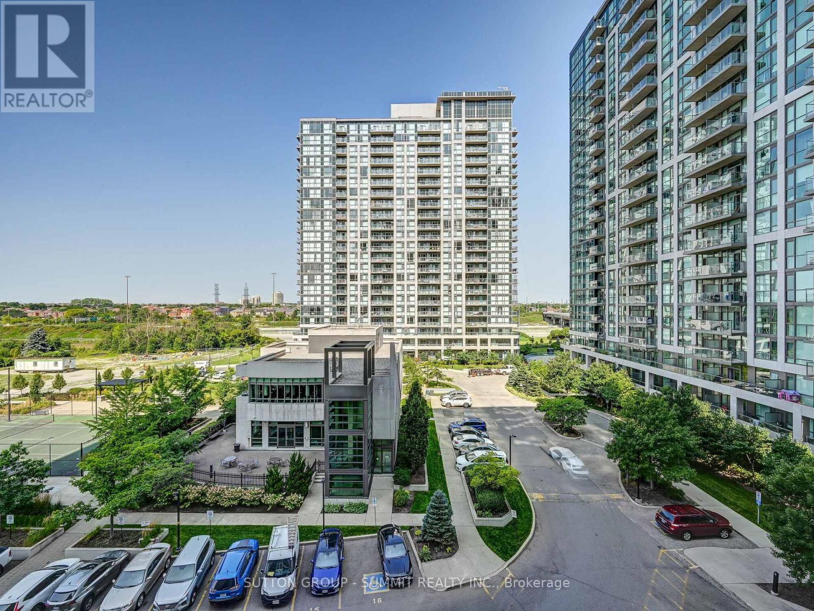 701 - 335 Rathburn Road W, Mississauga, Ontario  L5B 0C8 - Photo 45 - W12796092