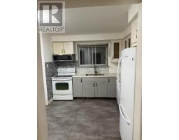 13 BROMLEY CRESCENT, Brampton, Ontario