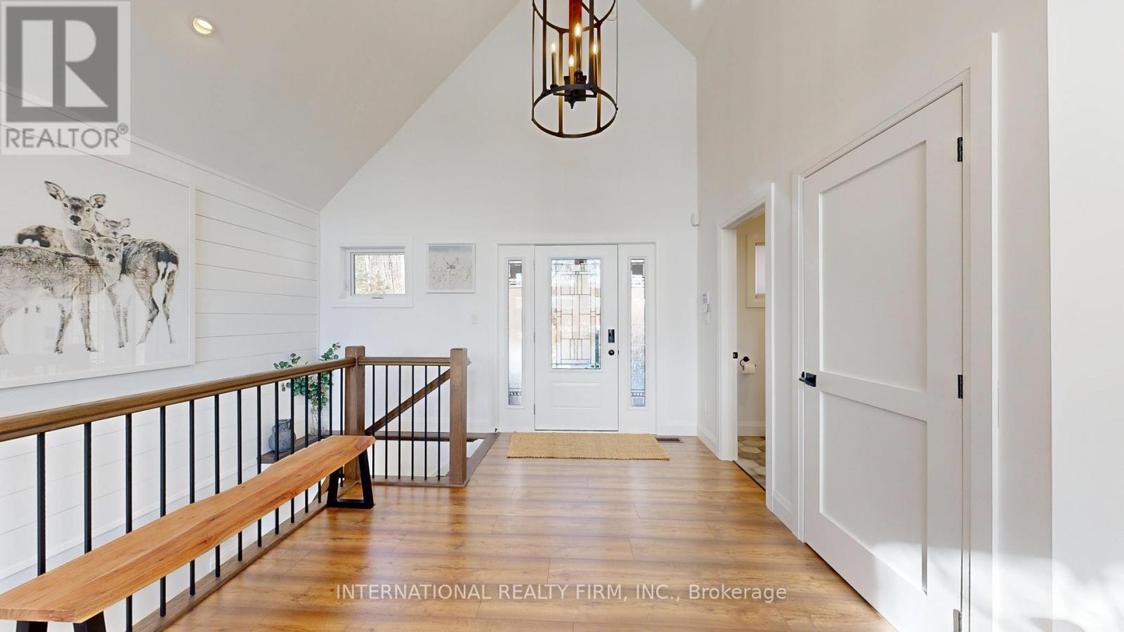 1073 Watson Road, Lake Of Bays (Ridout), Ontario  P0B 0A3 - Photo 5 - X12796084