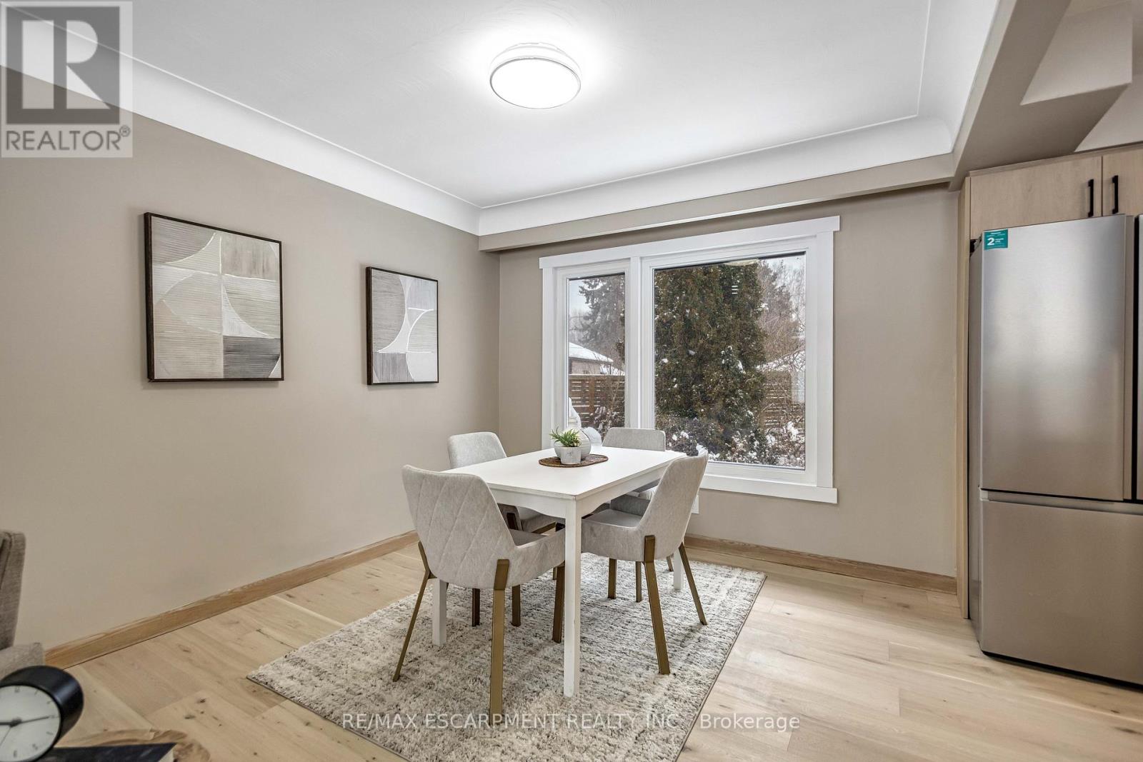 626 Iroquois Avenue, Hamilton (Ancaster), Ontario  L9G 3B4 - Photo 14 - X12796098