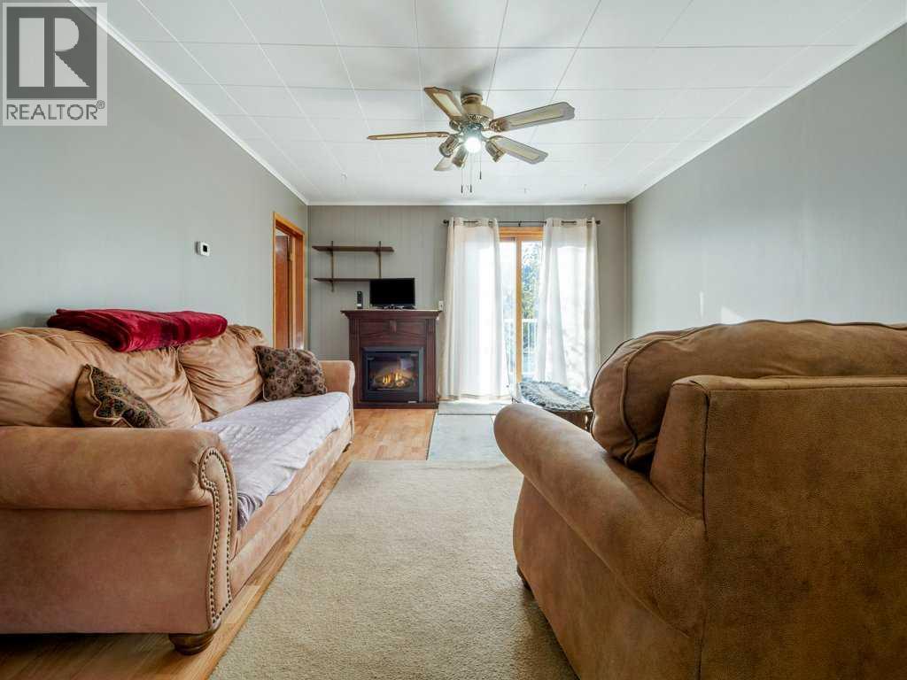 8109 16 Avenue, Coleman, Alberta  T0K 0M0 - Photo 20 - A2268502