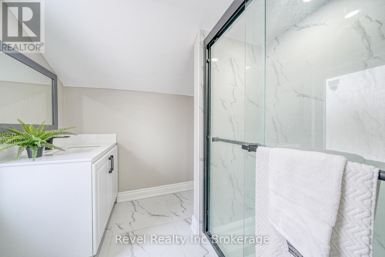 123 Charles Street E, Ingersoll, Ontario N5C 1J9 - Photo 26 - X12796132