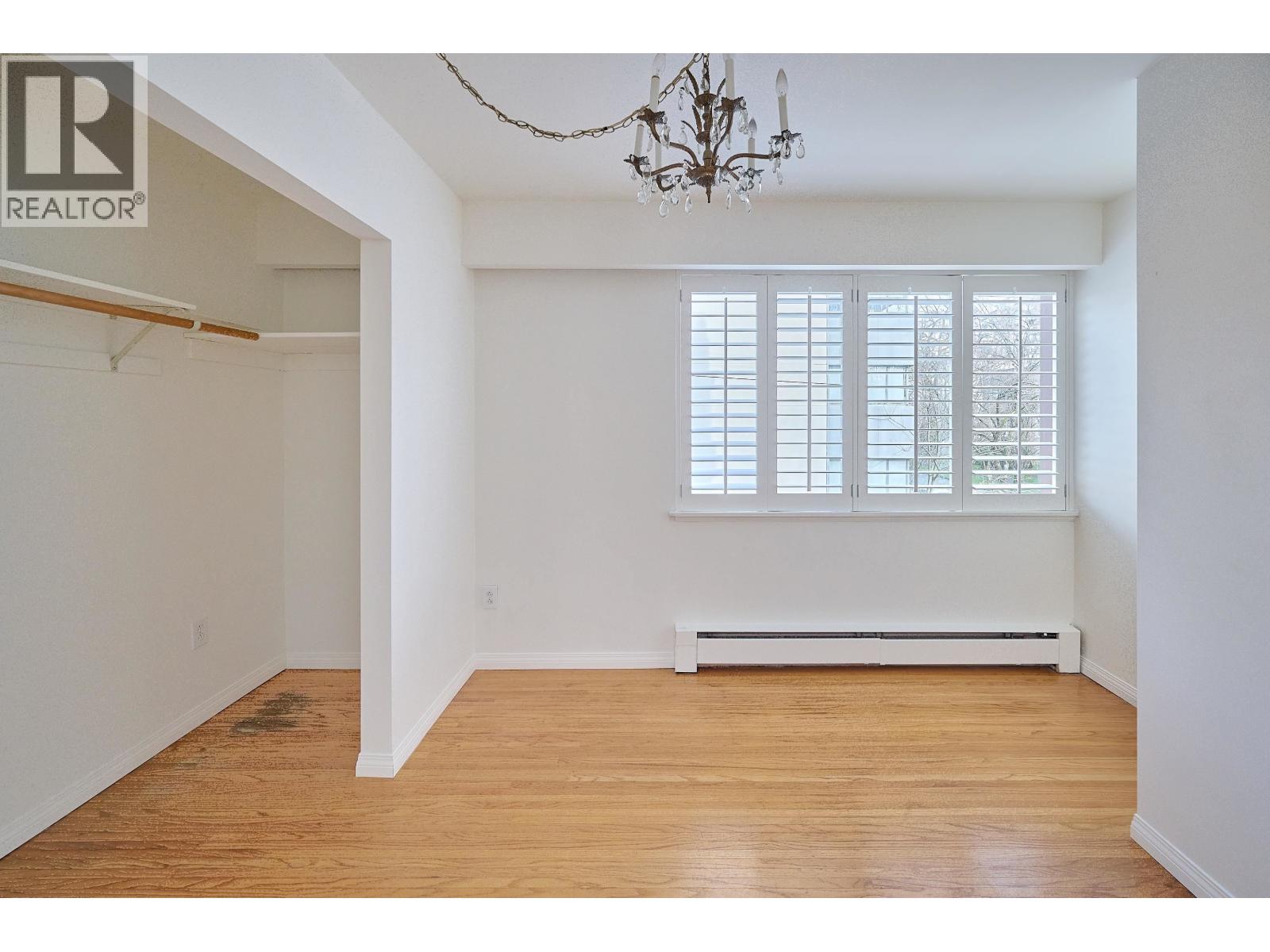 Listing Picture 18 of 26 : 302 1315 CARDERO STREET, Vancouver / 溫哥華 - 魯藝地產 Yvonne Lu Group - MLS Medallion Club Member