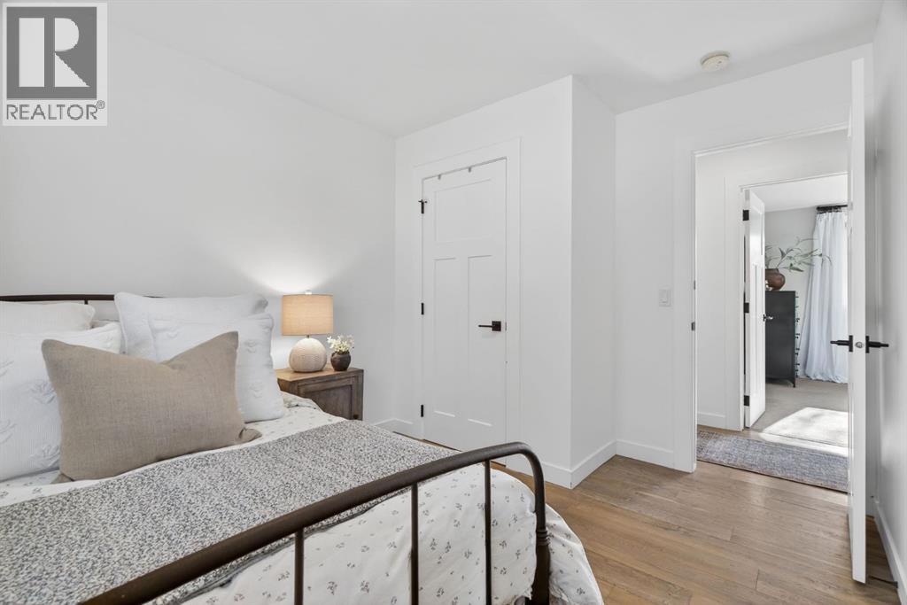 407 Brookmere Crescent Sw, Calgary, Alberta  T2W 2R2 - Photo 25 - A2286820