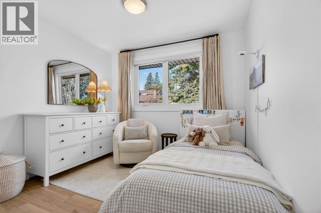 407 Brookmere Crescent Sw, Calgary, Alberta  T2W 2R2 - Photo 27 - A2286820