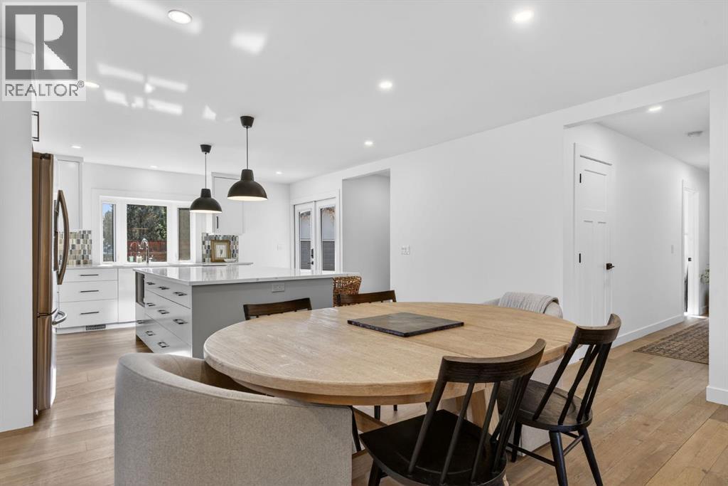 407 Brookmere Crescent Sw, Calgary, Alberta  T2W 2R2 - Photo 18 - A2286820