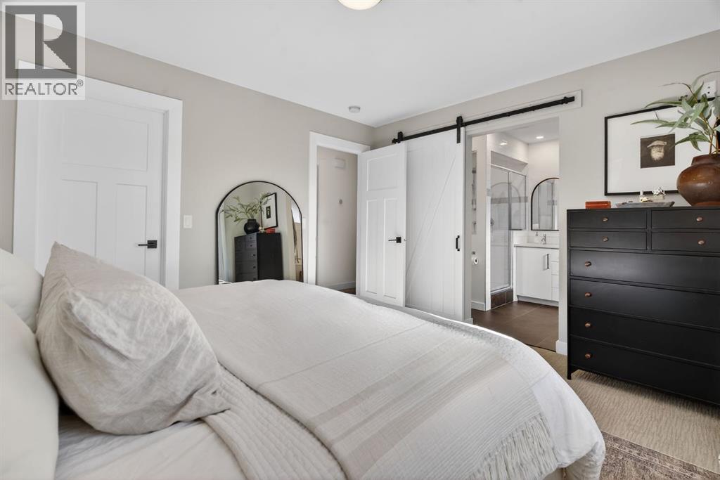 407 Brookmere Crescent Sw, Calgary, Alberta  T2W 2R2 - Photo 20 - A2286820