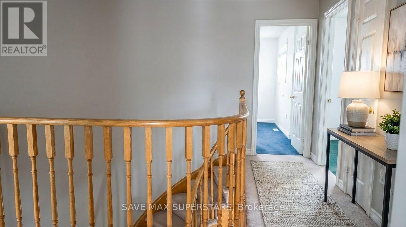 Upper - 8 Black Ash Trail, Barrie, Ontario  L4N 2S2 - Photo 17 - S12795078