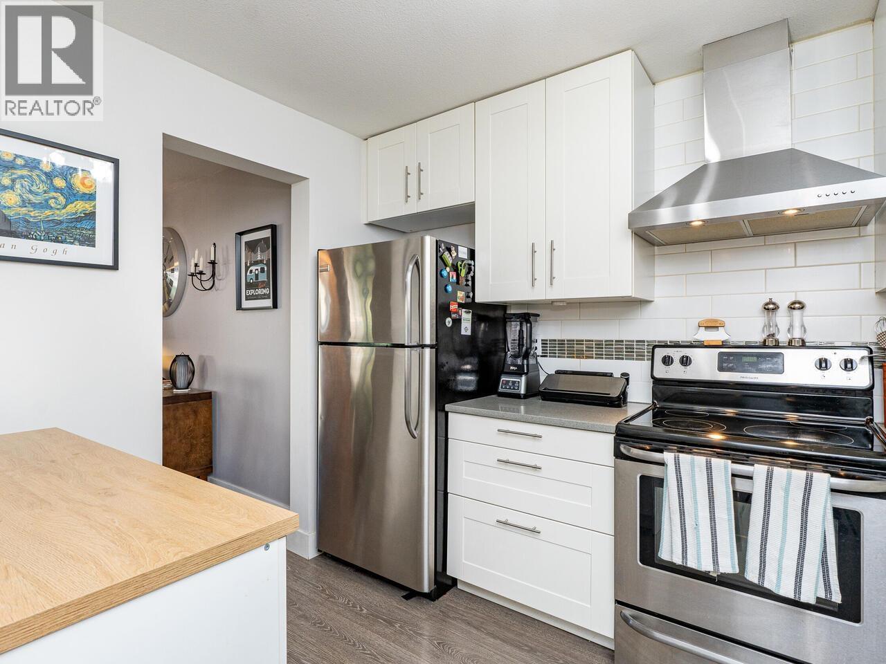 101 19130 Ford Road, Pitt Meadows, British Columbia  V3Y 2P1 - Photo 3 - R3090897