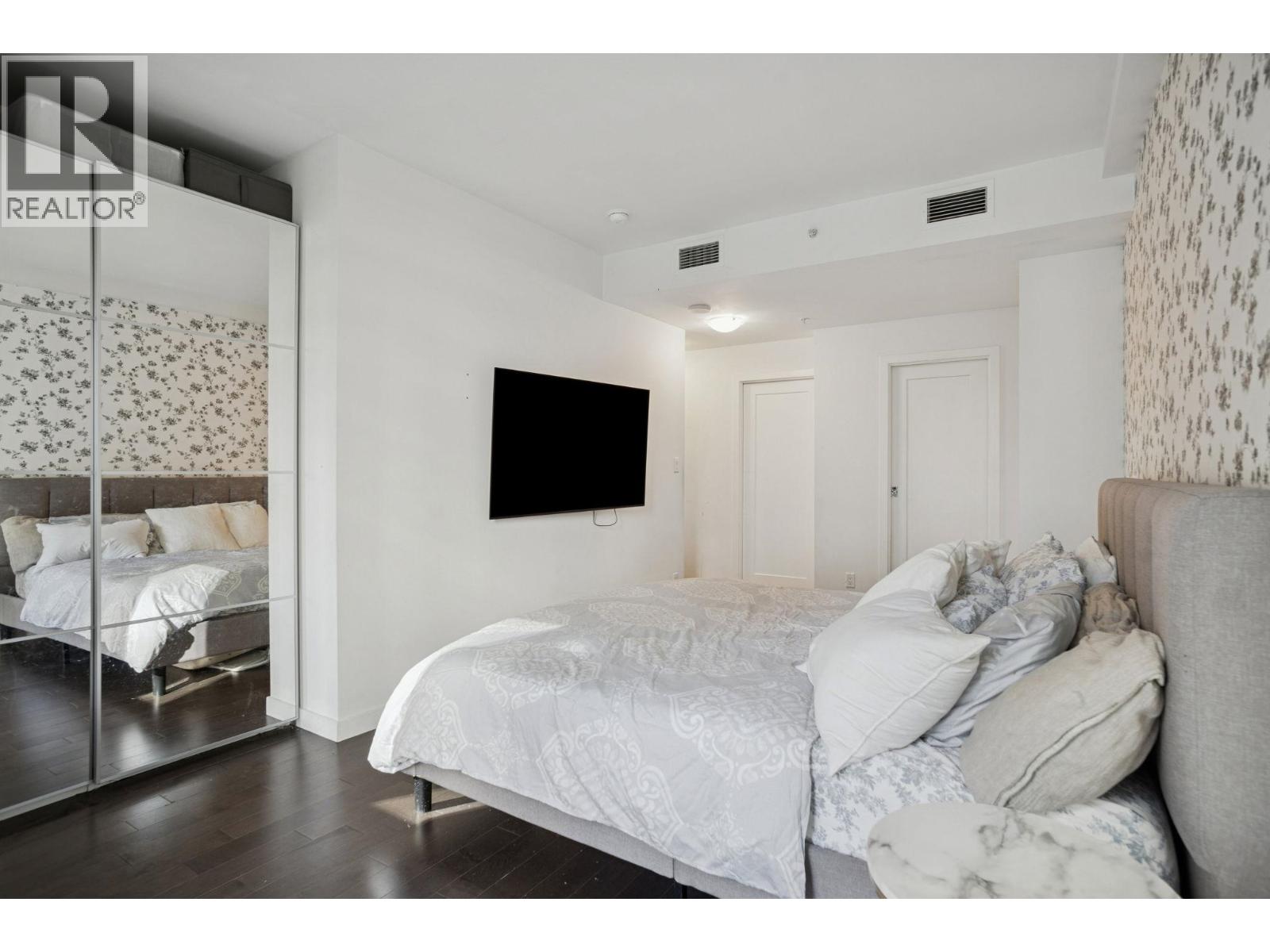 62 W 1st Avenue, Vancouver, British Columbia  V5Y 0K4 - Photo 11 - R3090899