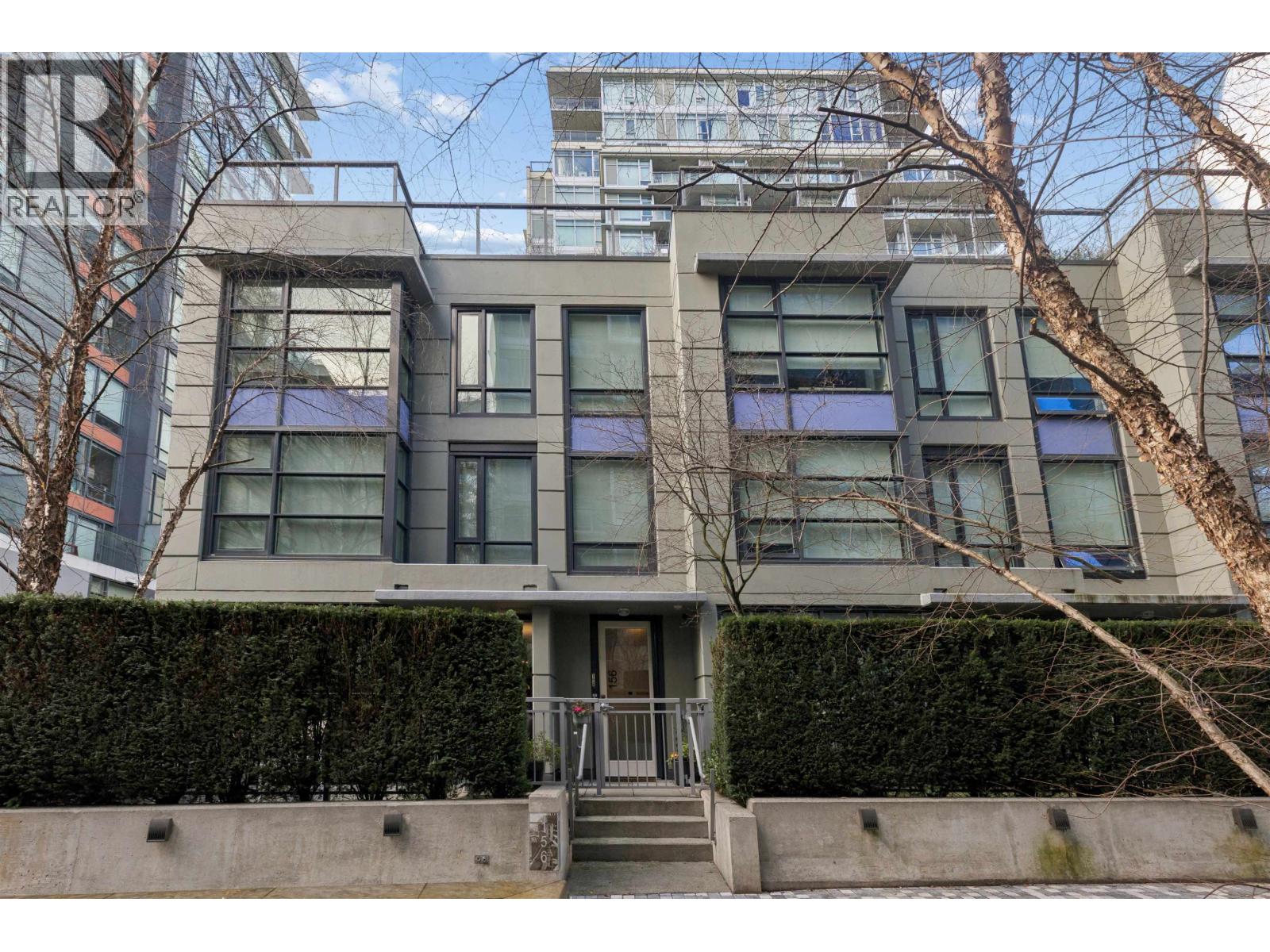 156 W 1st Avenue, Vancouver, British Columbia  V5Y 0H6 - Photo 2 - R3090913