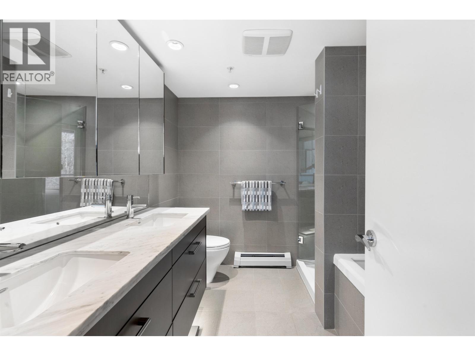 156 W 1st Avenue, Vancouver, British Columbia  V5Y 0H6 - Photo 8 - R3090913