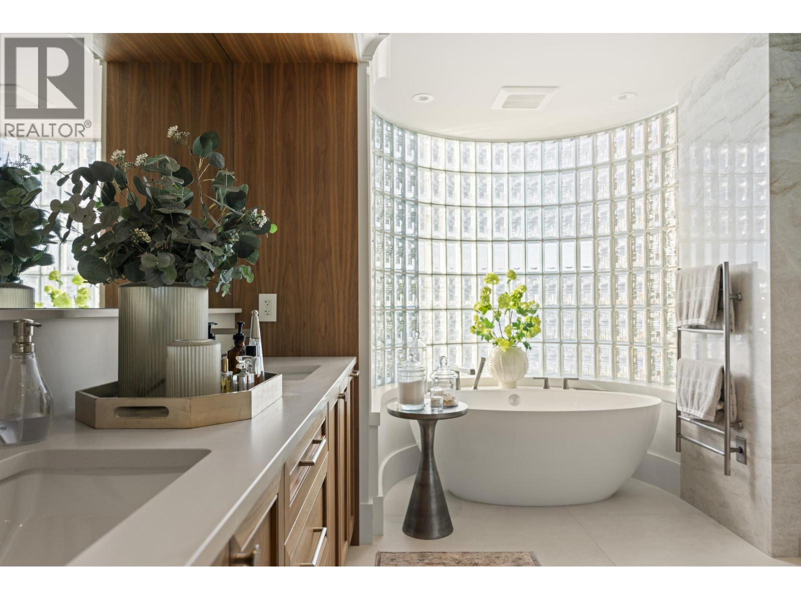 11 2250 Bellevue Avenue, West Vancouver, British Columbia  V7V 1C6 - Photo 28 - R3090917