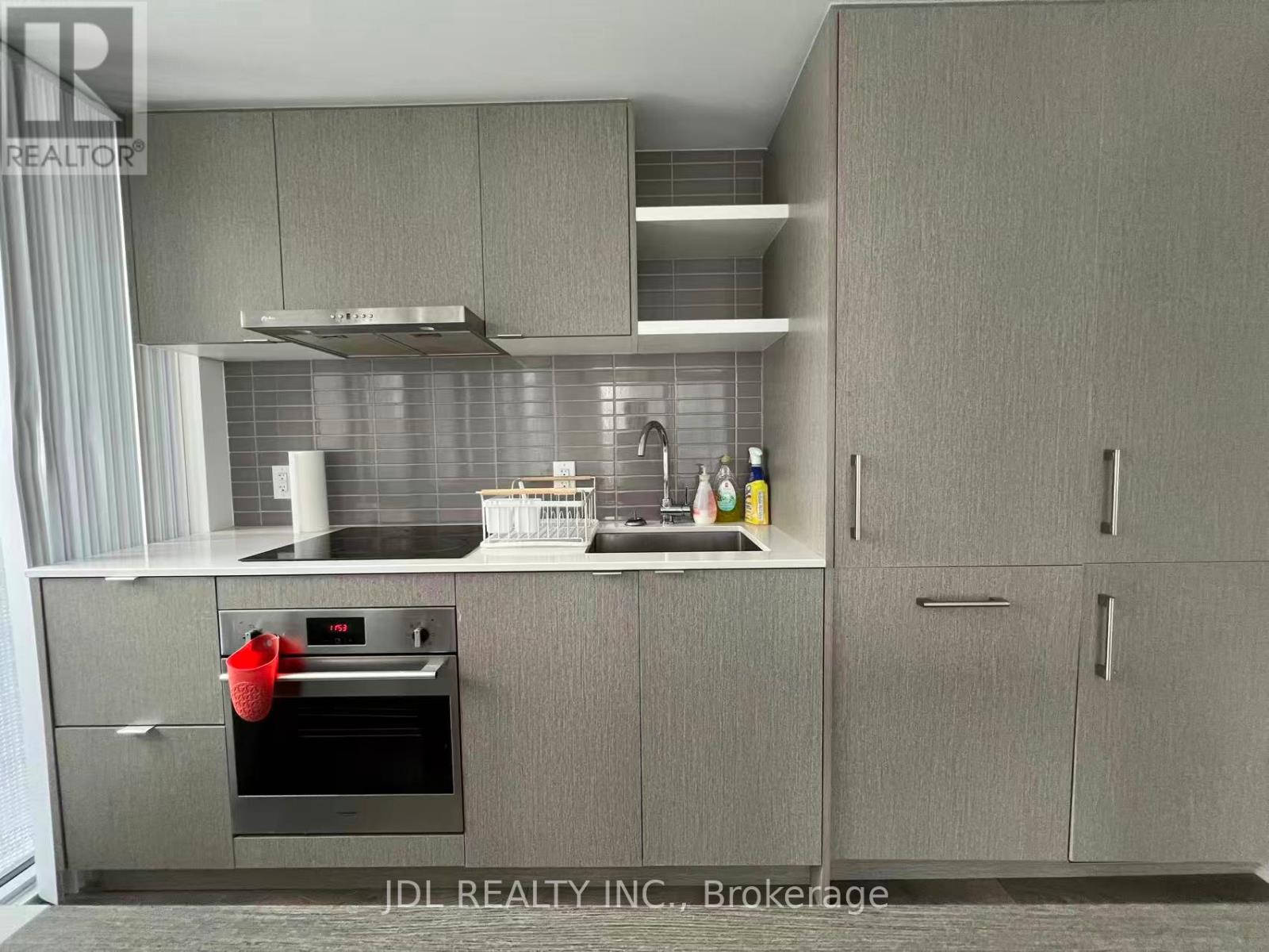 1407 - 88 Harbour Street N, Toronto, Ontario  M5J 0C3 - Photo 5 - C12796134