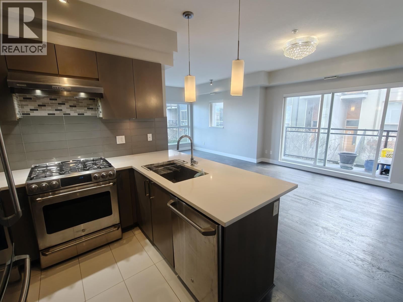 212 10155 River Drive, Richmond, British Columbia  V6X 0L3 - Photo 6 - R3085392