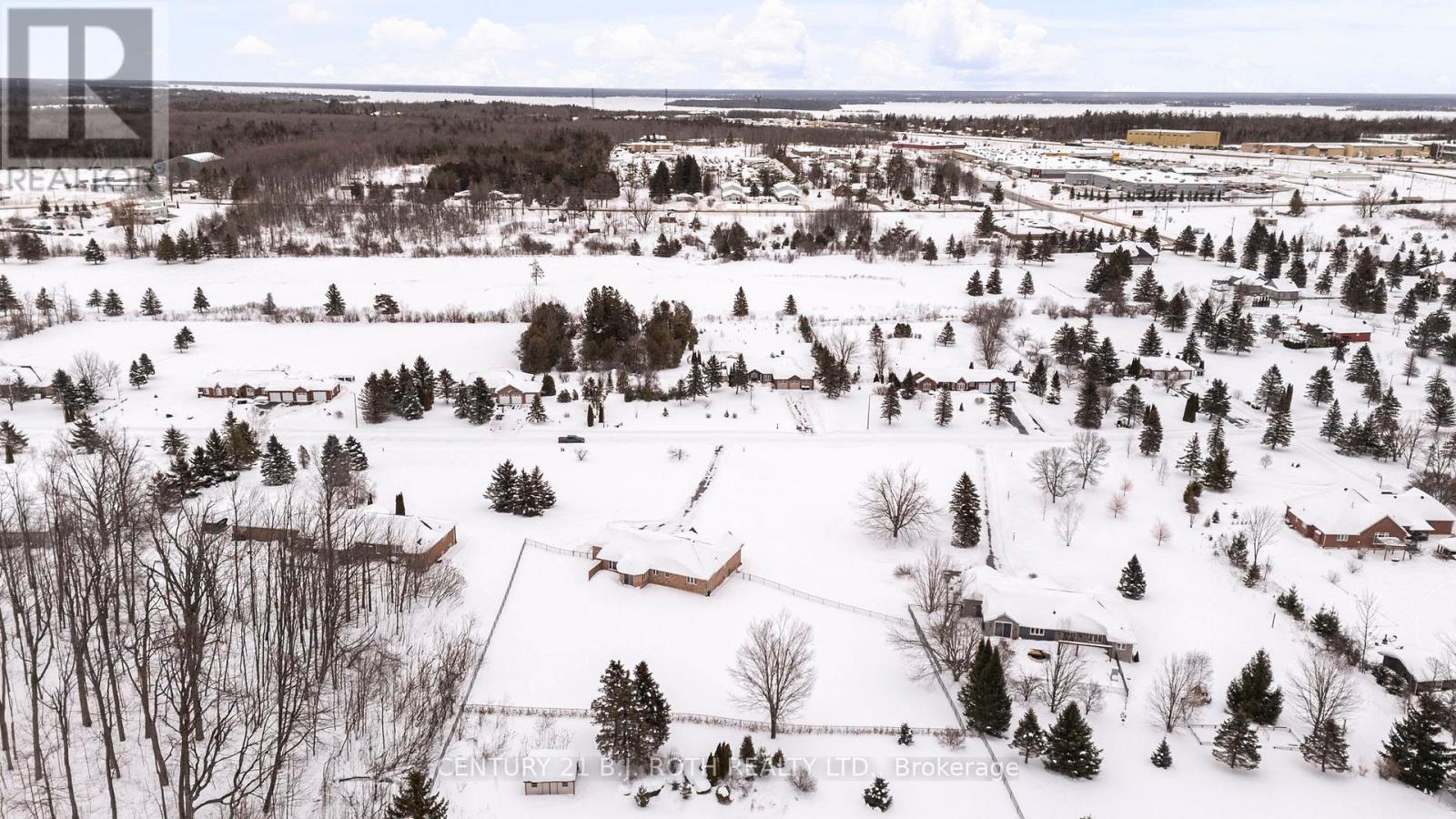 1348 Hawk Ridge Crescent, Severn, Ontario  L3V 6H4 - Photo 32 - S12796140