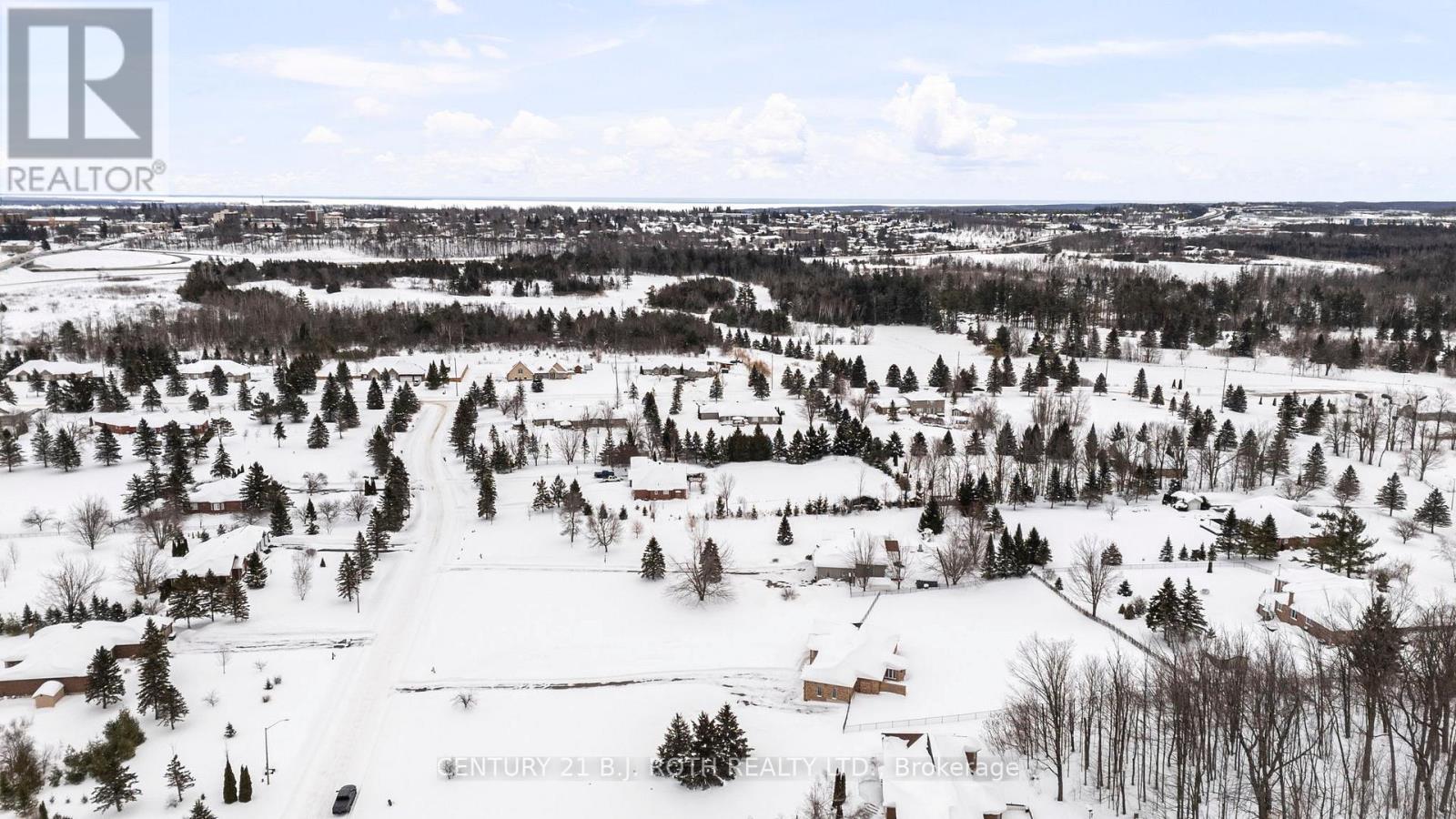 1348 Hawk Ridge Crescent, Severn, Ontario  L3V 6H4 - Photo 35 - S12796140