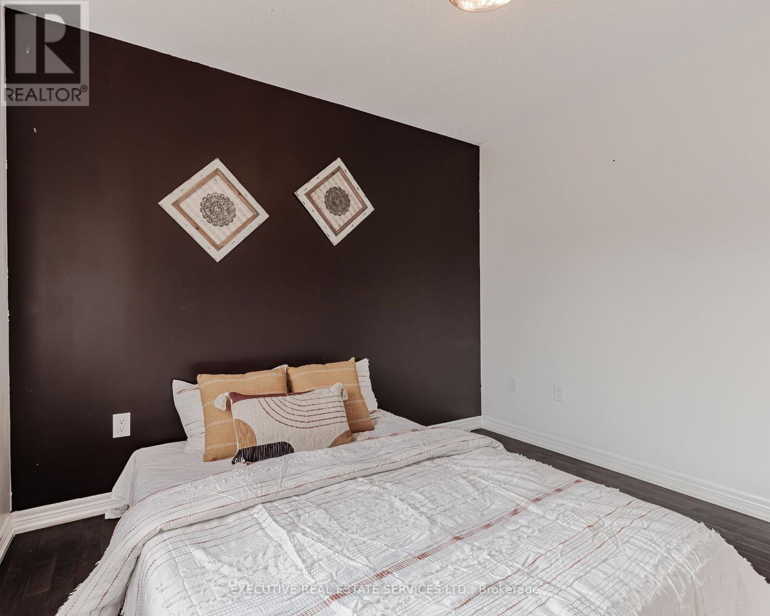 2 Nectarlane Avenue, Caledon, Ontario  L7C 3M8 - Photo 26 - W12796126