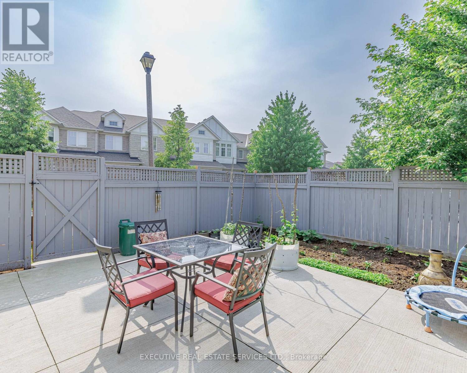 2 Nectarlane Avenue, Caledon, Ontario  L7C 3M8 - Photo 40 - W12796126