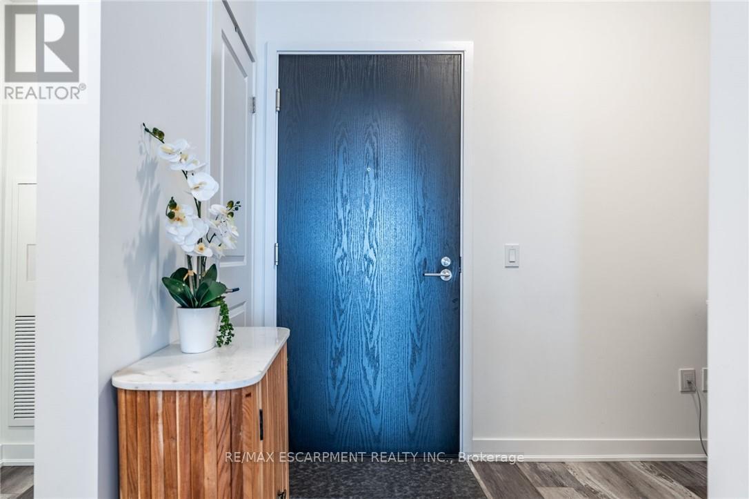 1305 - 2007 James Street, Burlington, Ontario  L7R 1H1 - Photo 10 - W12796146