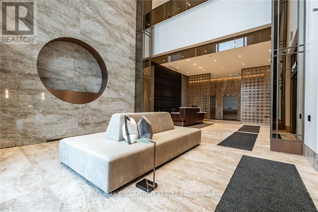 1305 - 2007 James Street, Burlington, Ontario  L7R 1H1 - Photo 4 - W12796146