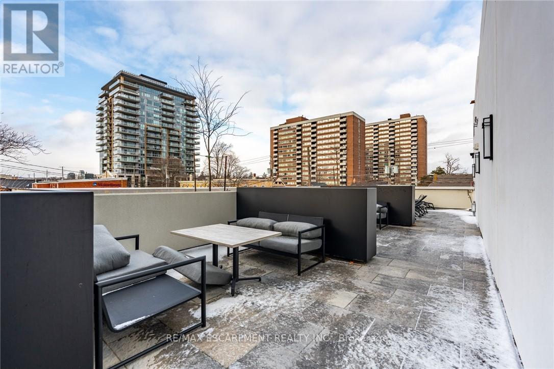 1305 - 2007 James Street, Burlington, Ontario  L7R 1H1 - Photo 50 - W12796146