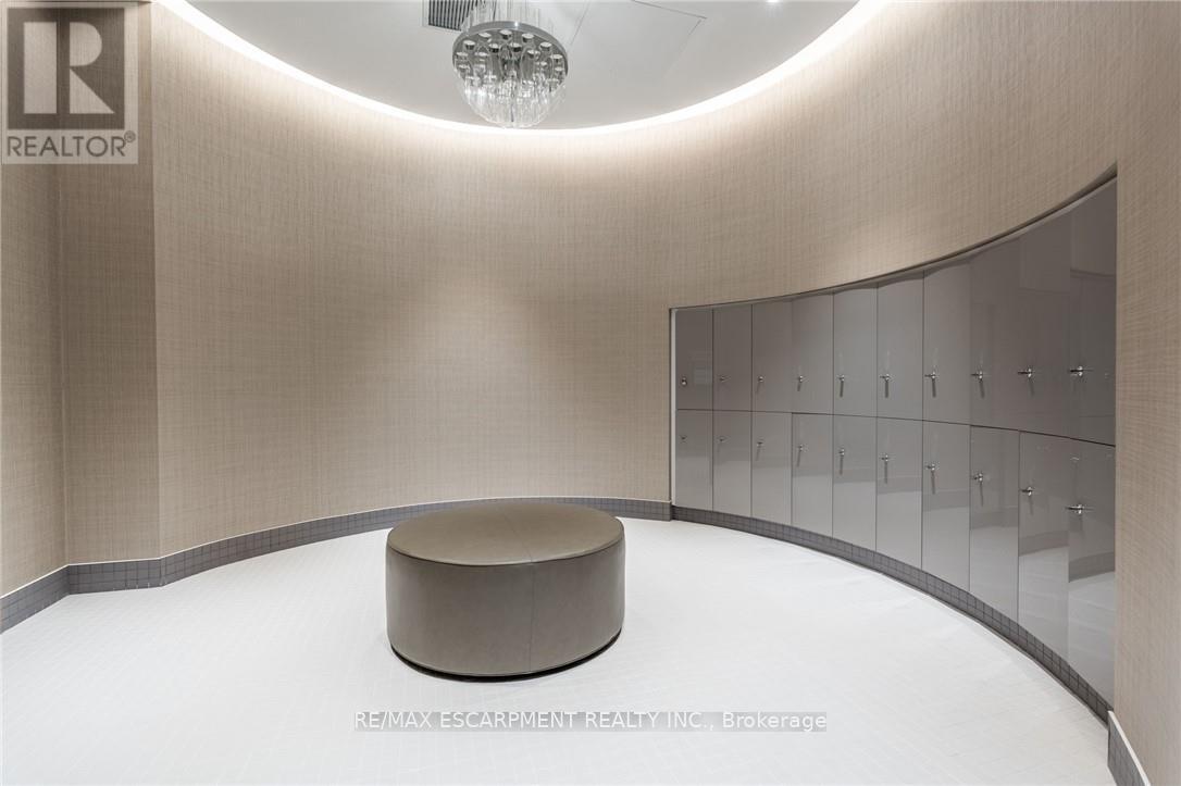 1305 - 2007 James Street, Burlington, Ontario  L7R 1H1 - Photo 7 - W12796146