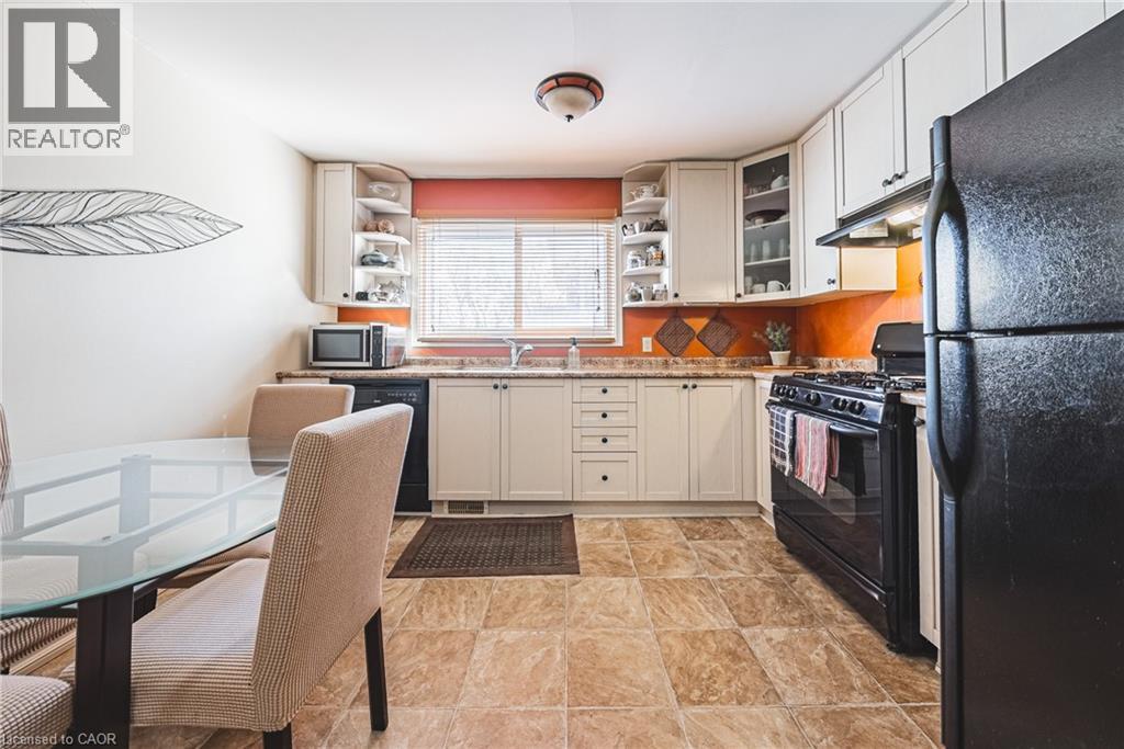 28 Munn Street, Hamilton, Ontario  L8V 1J9 - Photo 8 - 40804614