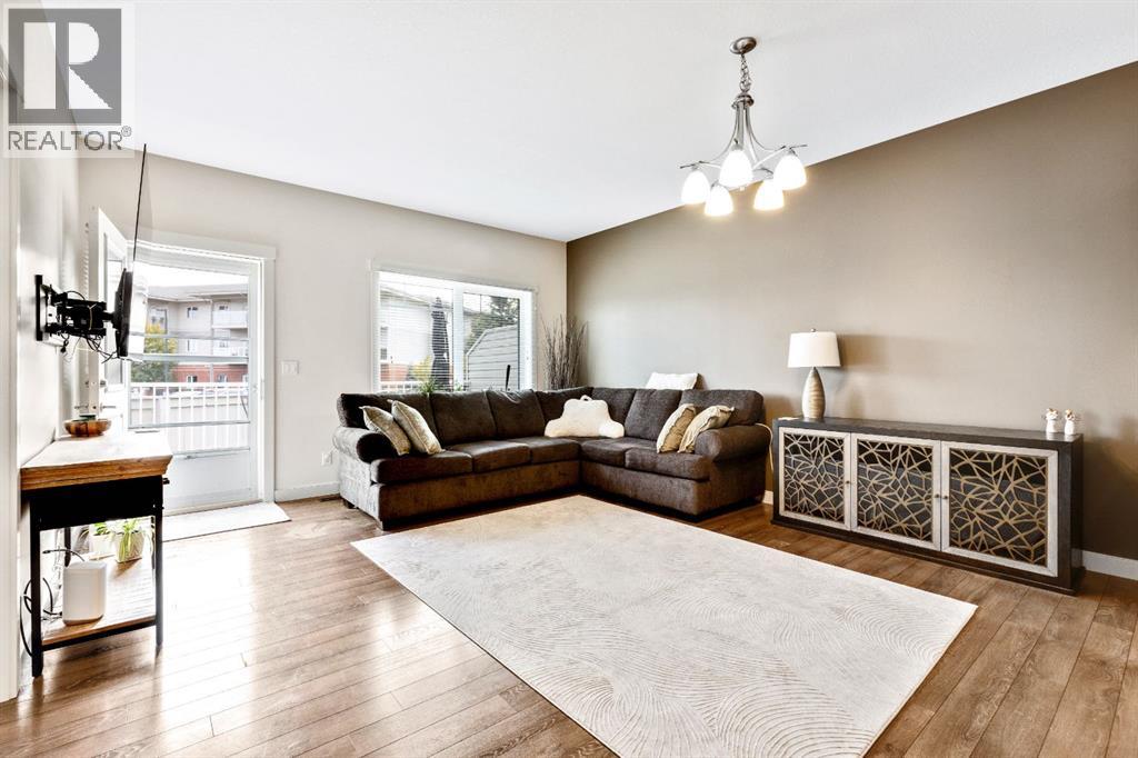 182 Cambridge Glen Drive, Strathmore, Alberta  T1P 0E6 - Photo 10 - A2287135