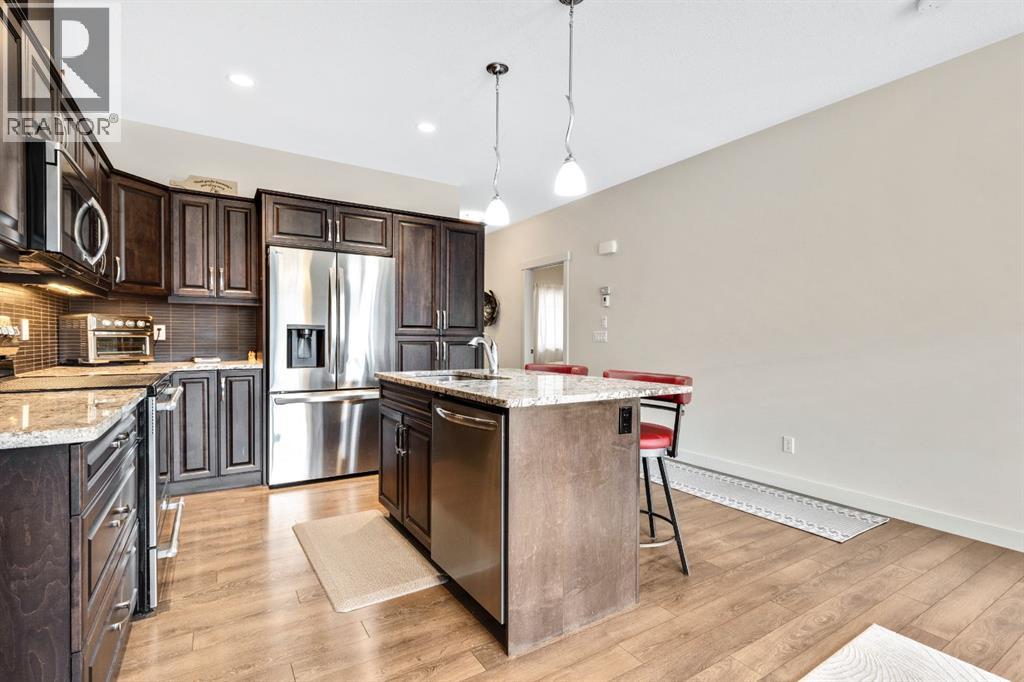 182 Cambridge Glen Drive, Strathmore, Alberta  T1P 0E6 - Photo 6 - A2287135