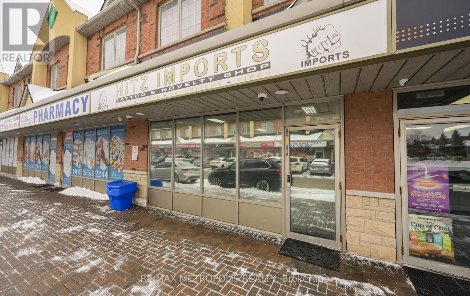 18 - 9699 Jane Street, Vaughan, Ontario  L6A 0A4 - Photo 2 - N12794416