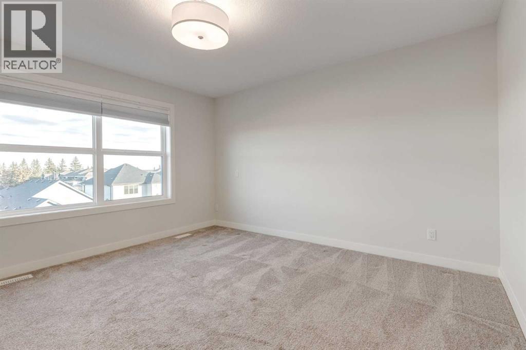 819 Shawnee Terrace Sw, Calgary, Alberta  T2Y 0T4 - Photo 17 - A2279331