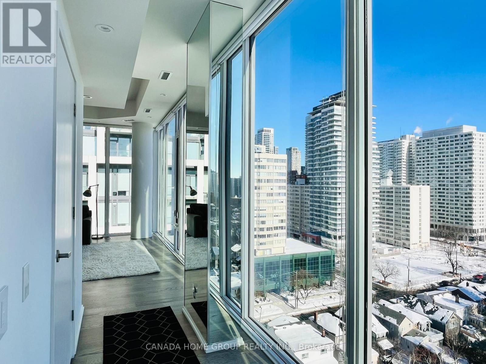 1729 - 8 Hillsdale Avenue E, Toronto, Ontario  M4S 1T5 - Photo 2 - C12796170