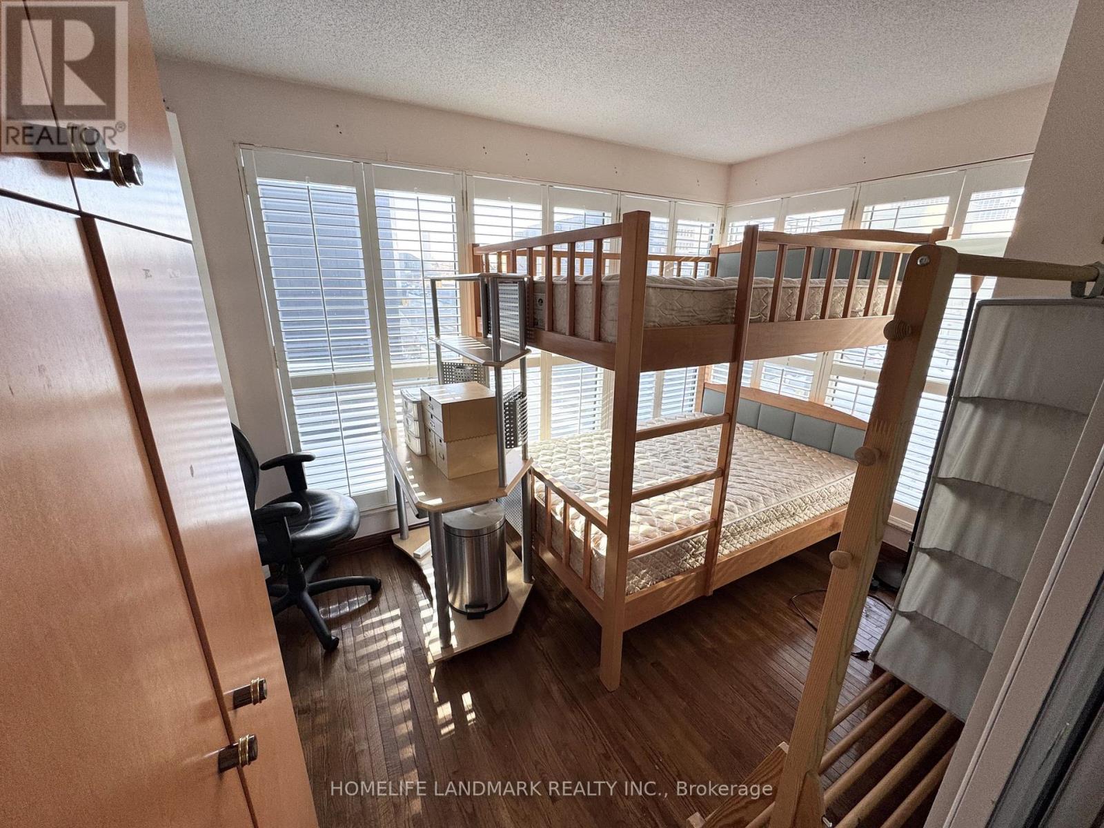 307 - 18 Hollywood Avenue, Toronto, Ontario  M2N 6P5 - Photo 18 - C12796184