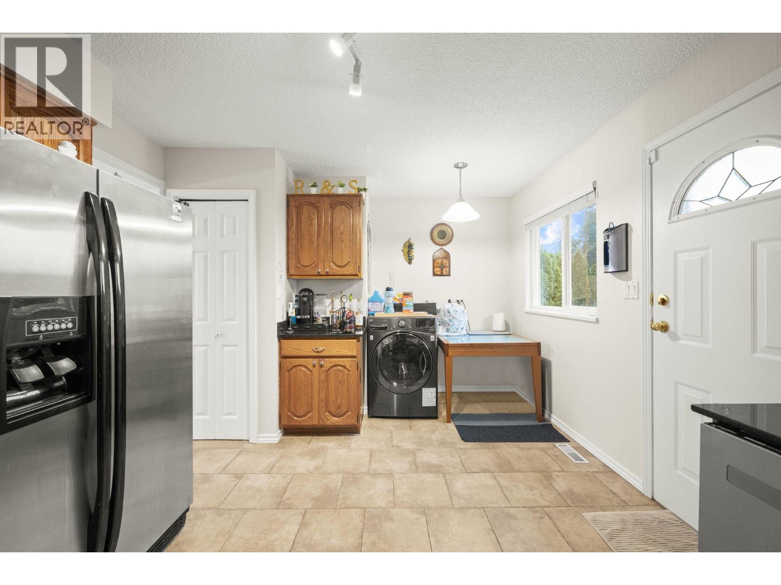 2622 Shaftsbury Avenue, Port Coquitlam, British Columbia  V3C 2M1 - Photo 11 - R3090499