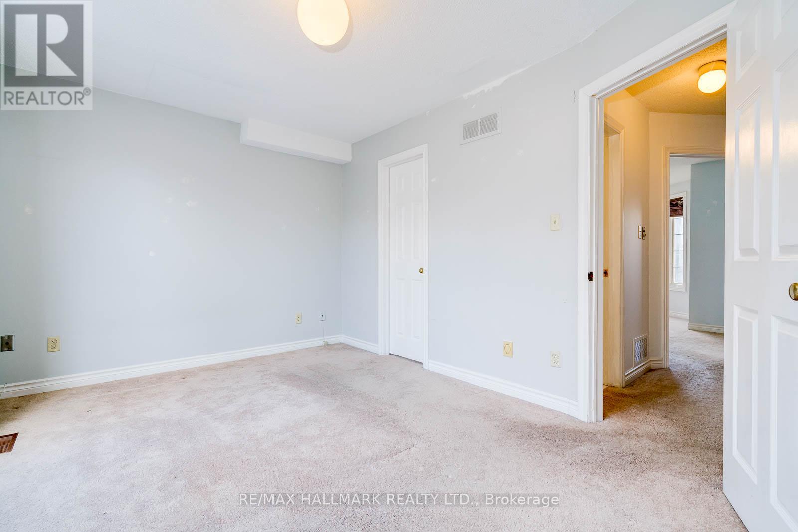 26 Hazel Avenue, Toronto, Ontario  M4E 1C5 - Photo 15 - E12796158