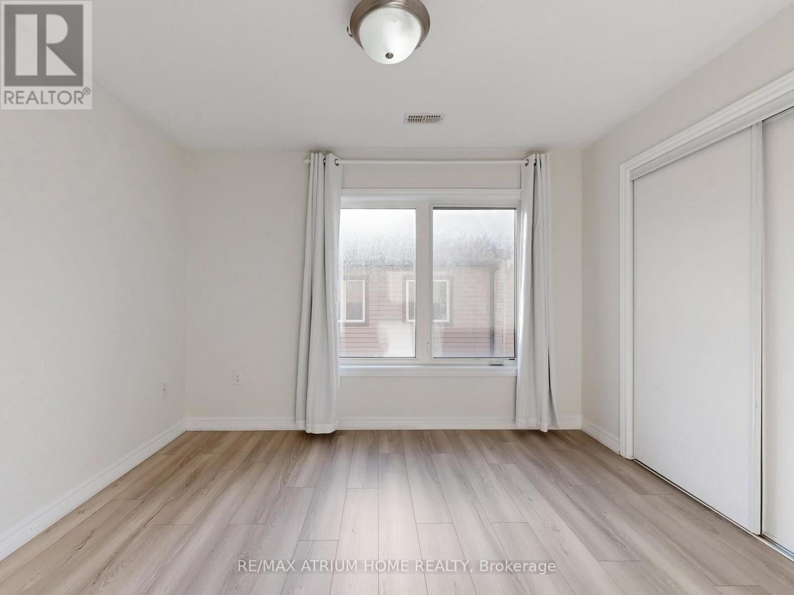 17 Kawneer Terrace, Toronto, Ontario  M1P 2X1 - Photo 23 - E12796190