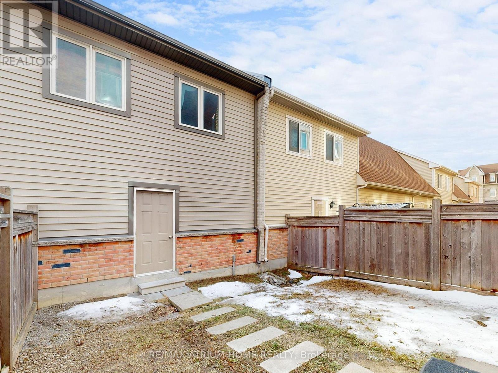 17 Kawneer Terrace, Toronto, Ontario  M1P 2X1 - Photo 46 - E12796190