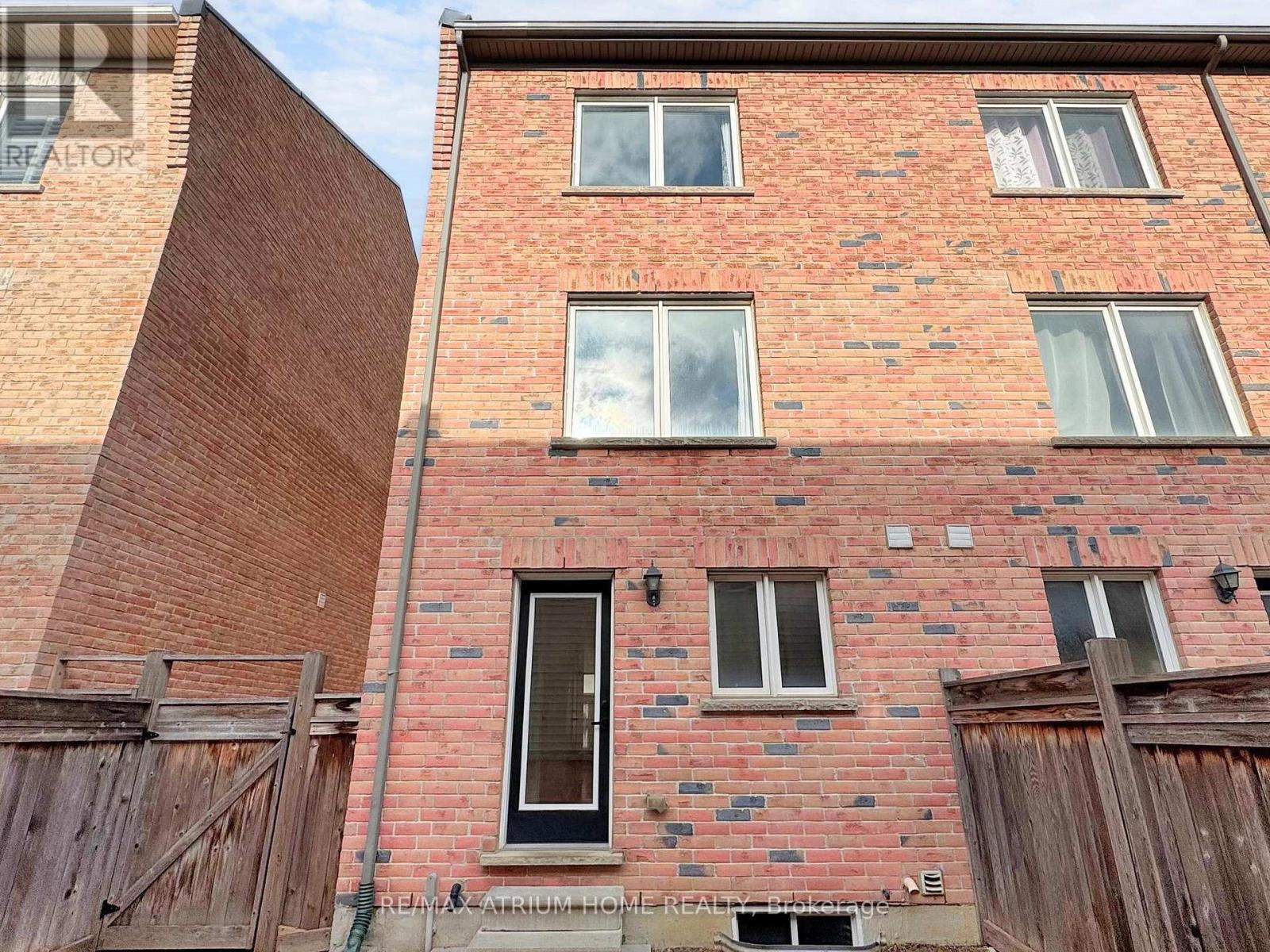 17 Kawneer Terrace, Toronto, Ontario  M1P 2X1 - Photo 49 - E12796190