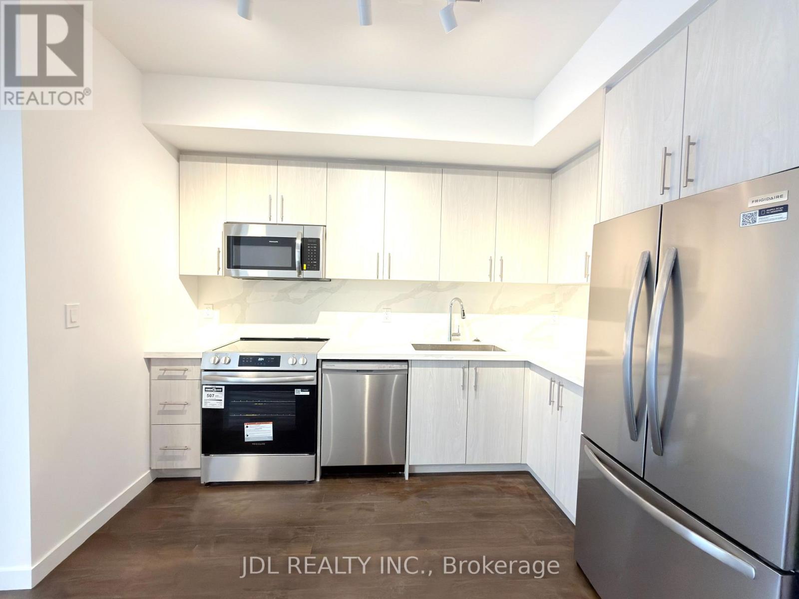 23 - 117 Marydale Avenue, Markham, Ontario  L3S 0E3 - Photo 6 - N12796150