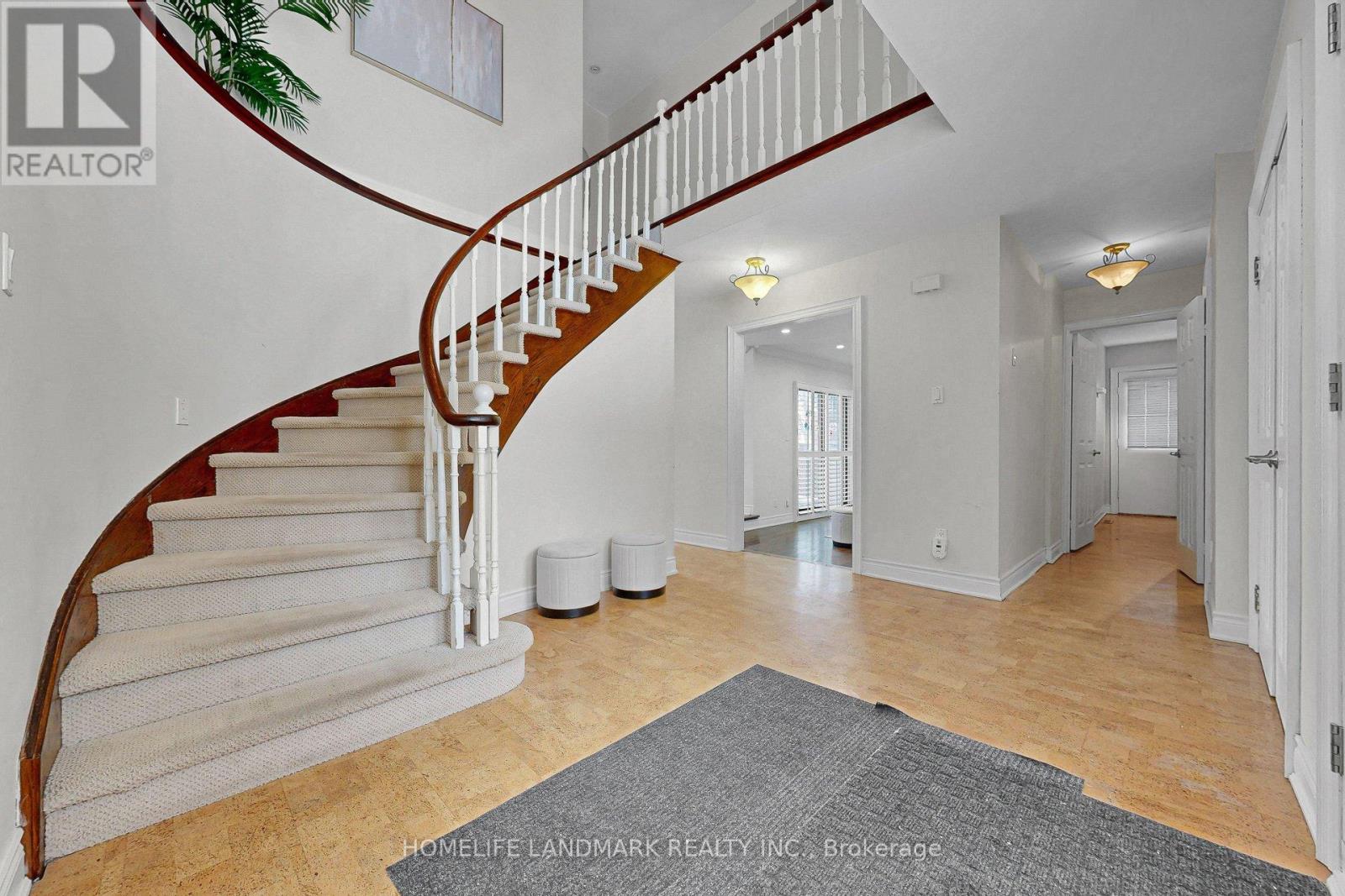 51 Emeline Crescent, Markham (Markham Village), Ontario  L3P 4G2 - Photo 3 - N12796186