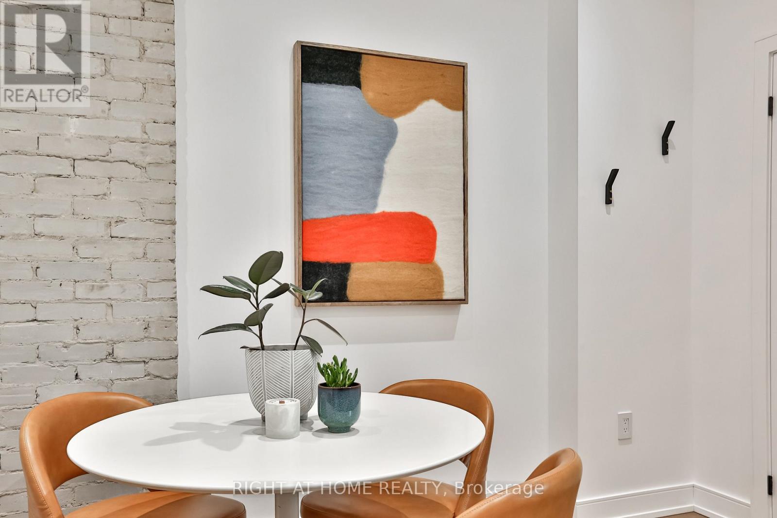 1365 Lansdowne Avenue, Toronto, Ontario  M6H 3Z9 - Photo 25 - W12794630