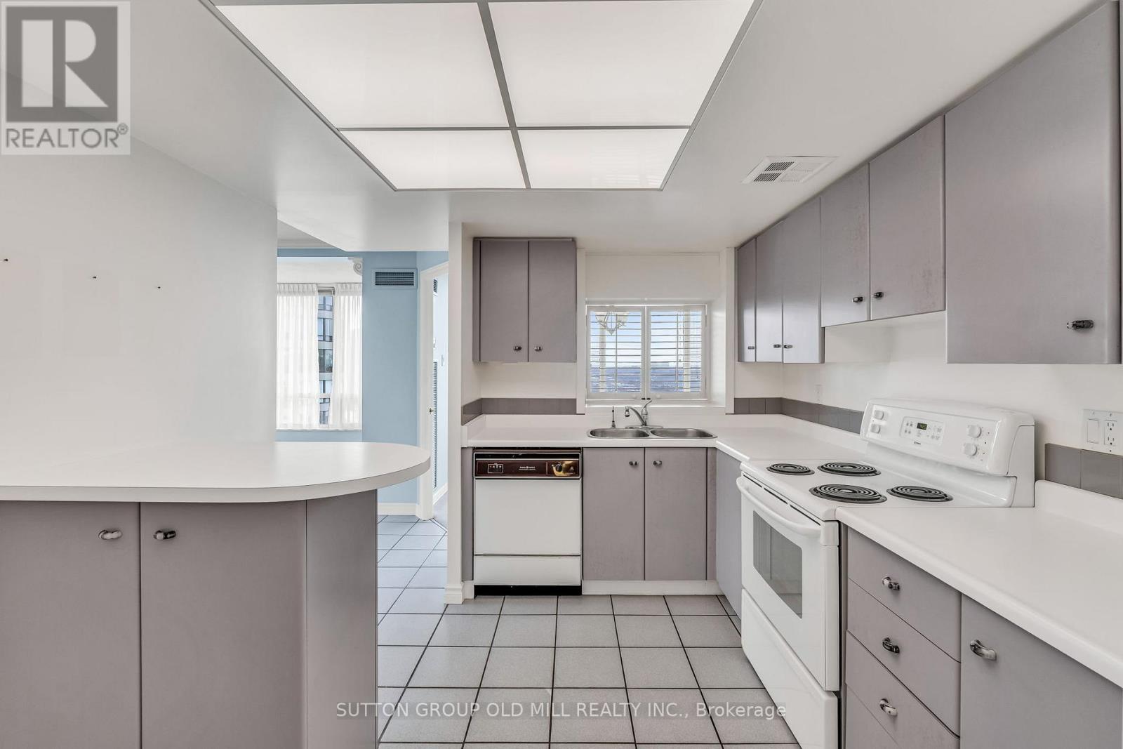 2002 - 1320 Islington Avenue, Toronto, Ontario  M9A 5C6 - Photo 16 - W12796182