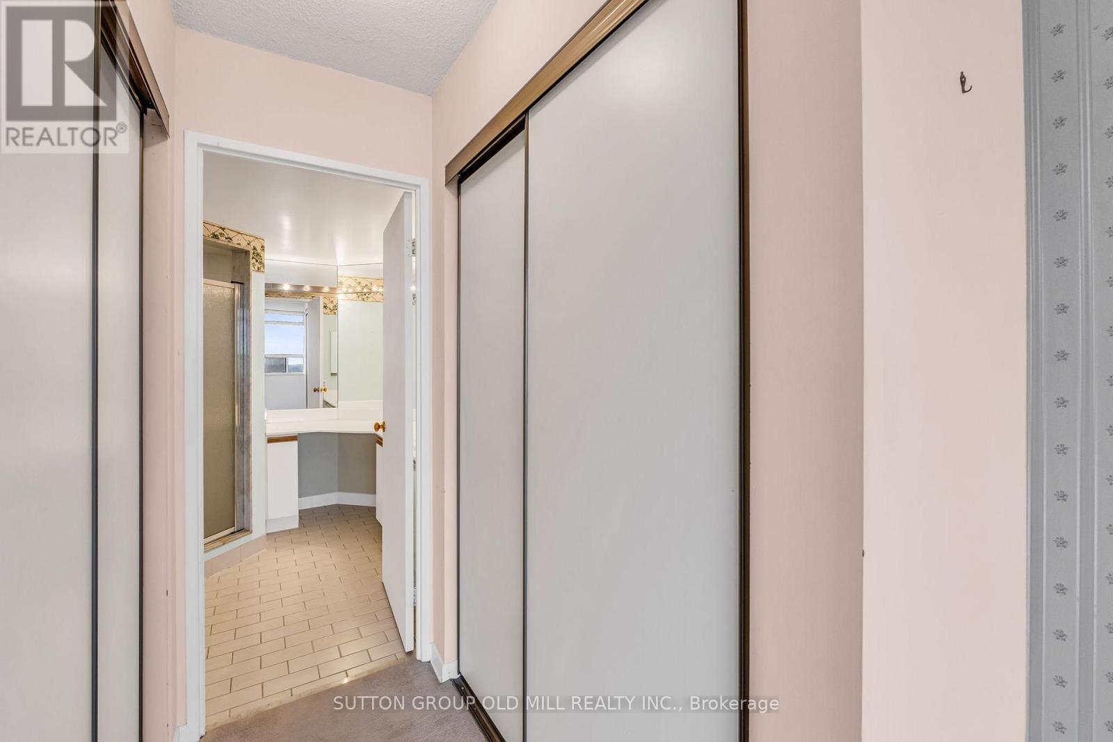 2002 - 1320 Islington Avenue, Toronto, Ontario  M9A 5C6 - Photo 31 - W12796182