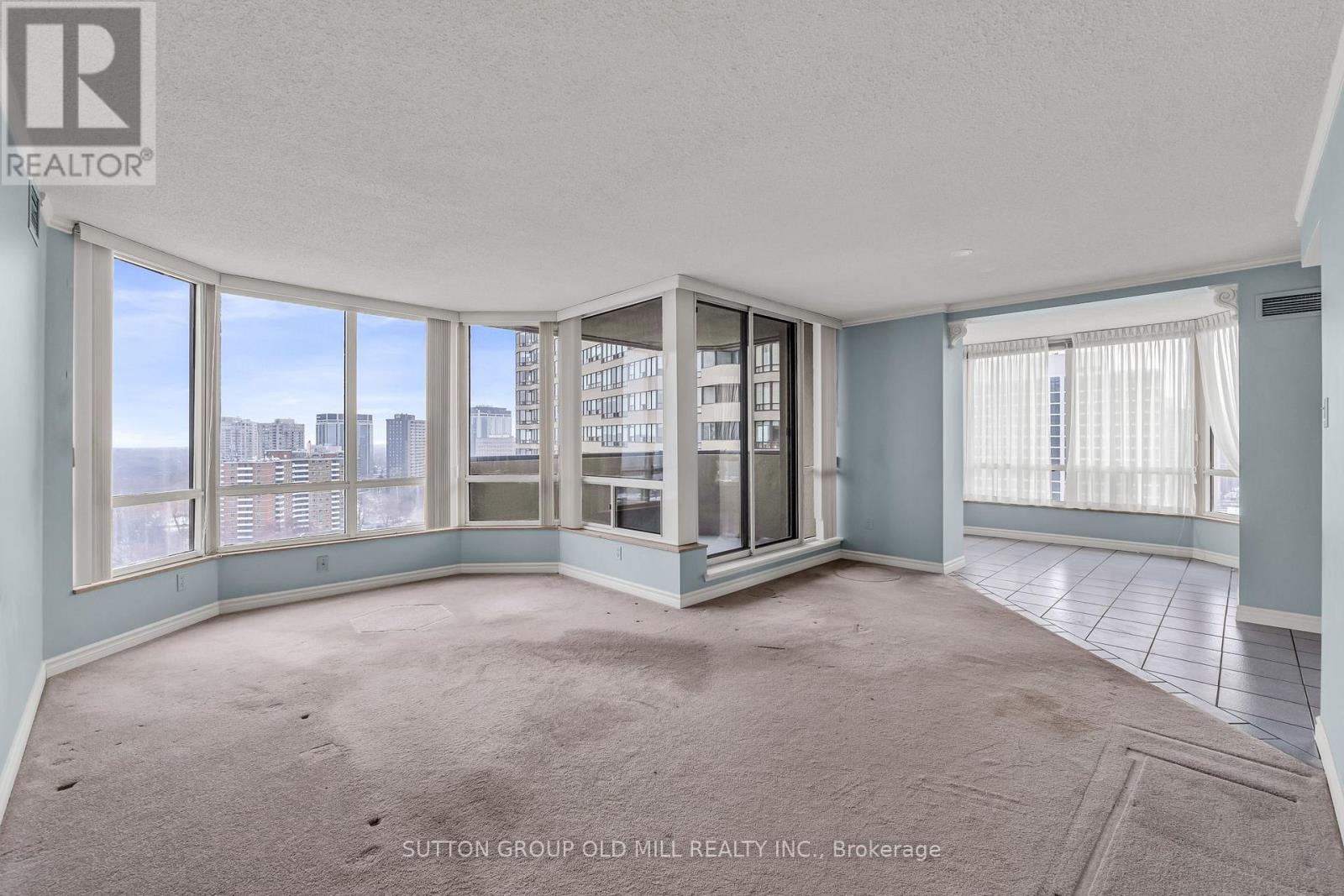 2002 - 1320 Islington Avenue, Toronto, Ontario  M9A 5C6 - Photo 4 - W12796182