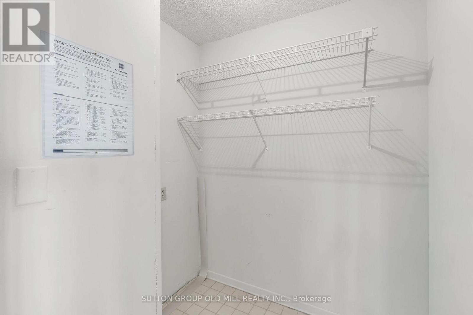 2002 - 1320 Islington Avenue, Toronto, Ontario  M9A 5C6 - Photo 40 - W12796182