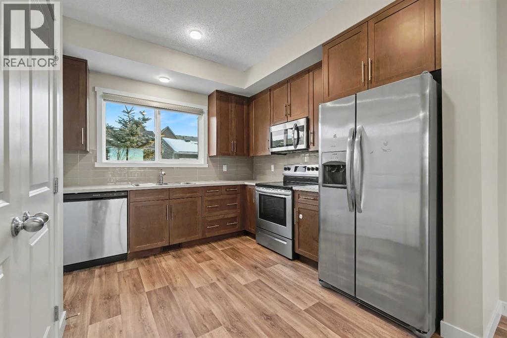 120 Carringvue Way Nw, Calgary, Alberta  T3P 1K6 - Photo 13 - A2279083