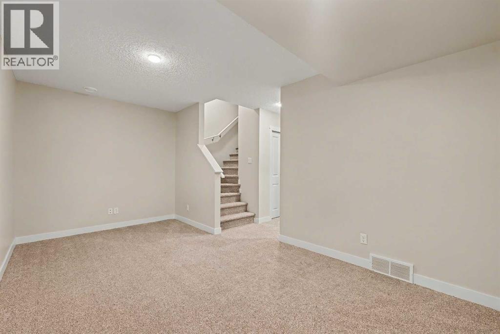 120 Carringvue Way Nw, Calgary, Alberta  T3P 1K6 - Photo 38 - A2279083